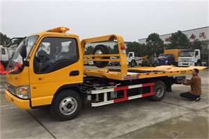 克孜勒苏哪里有拖车服务